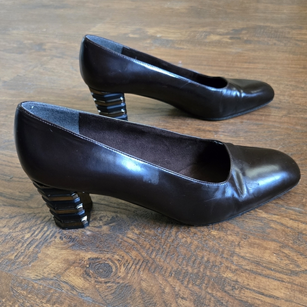 STUART WEITZMAN Sz 8.5 NARROW ESPRESSO BROWN LEATHER Gold Blk Geo HEELS SPAIN